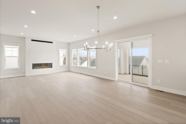 property at 857 N Manchester St