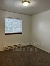 2080 Meppen Dr in Idaho Falls, ID - Building Photo - Building Photo