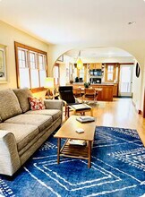 520 S Maple St in Saugatuck, MI - Building Photo - Building Photo