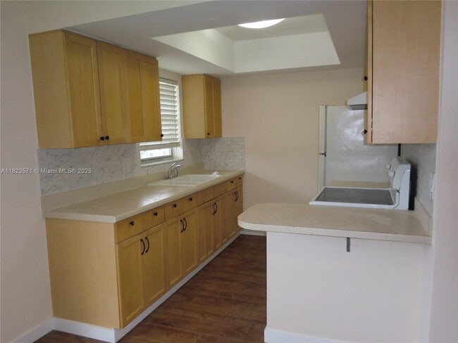 property at 1643 Wiley St