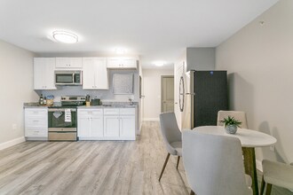 1645 Black Rock Tpke in Fairfield, CT - Building Photo - Building Photo