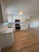 235 Wolff Street in Oxnard, CA - Building Photo