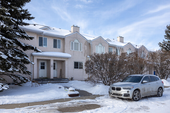 31C Green Meadow Cres in Strathmore, AB - Building Photo - Primary Photo