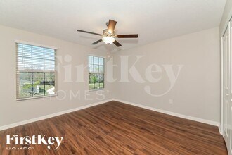 806 Timeless Moss Dr in Ruskin, FL - Building Photo - Building Photo