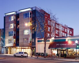 Sterling University Avenue in Berkeley, CA - Foto de edificio - Building Photo
