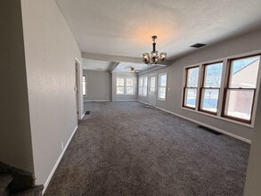 1110 Elm St in Webster City, IA - Building Photo - Building Photo