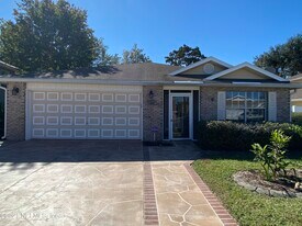 910 Ford Wood Dr in Jacksonville, FL - Building Photo