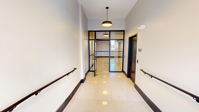 40 Dupage Ct in Elgin, IL - Building Photo - Building Photo