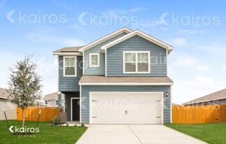 8414 Liberty Sky Rd in Mont Belvieu, TX - Building Photo