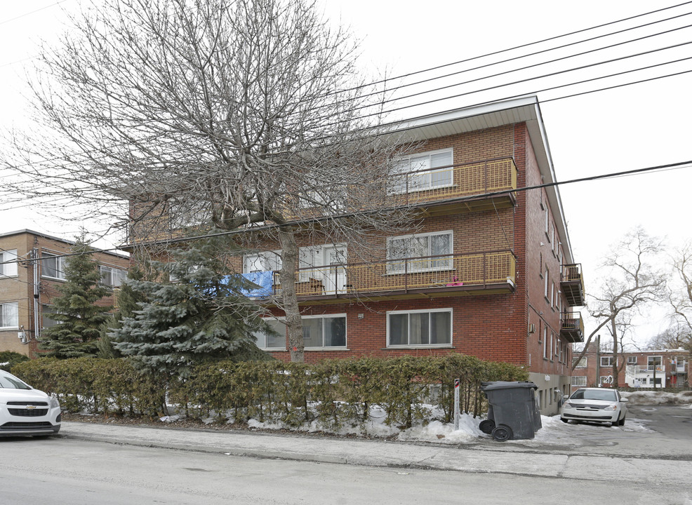 2865 Goyer in Montréal, QC - Building Photo