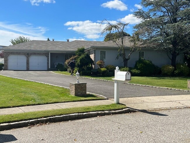 property at 6 Seabreeze Ln.