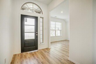 3719 McCrary Falls Wy in Richmond, TX - Building Photo - Building Photo