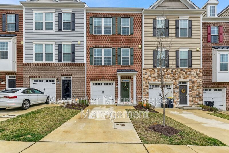 3406 Gentle Breeze Dr in Upper Marlboro, MD - Building Photo