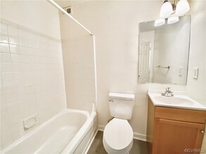 3510 E Richmond Rd, Unit U26 in Richmond, VA - Building Photo - Building Photo