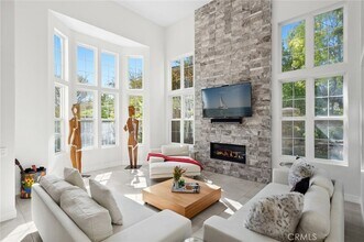 3 Bridgeport Rd in Newport Beach, CA - Building Photo - Building Photo