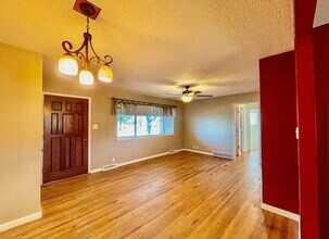 377 Bannock St in Sterling, CO - Building Photo - Building Photo