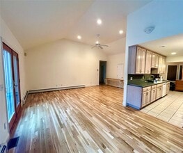 7 Deborah Dr in Westhampton Beach, NY - Building Photo - Building Photo