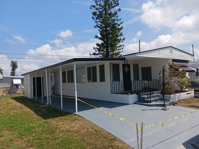 property at 707 50th Ave W