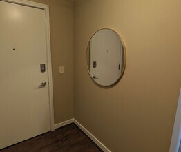1102 S Eads St in Arlington, VA - Building Photo - Building Photo