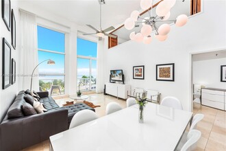 5445 Collins Ave in Miami Beach, FL - Building Photo - Building Photo