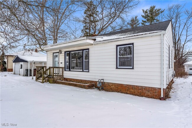 3802 Park Dr in Parma, OH - Building Photo - Building Photo