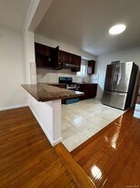 149-45 19th Ave in Queens, NY - Building Photo