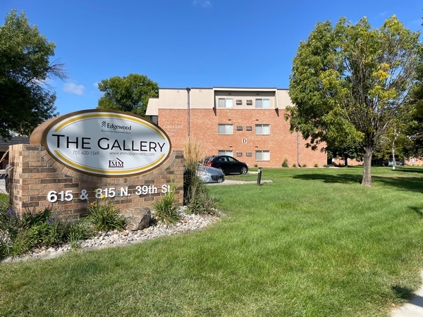 The Gallery Apartments in Grand Forks, ND - Foto de edificio