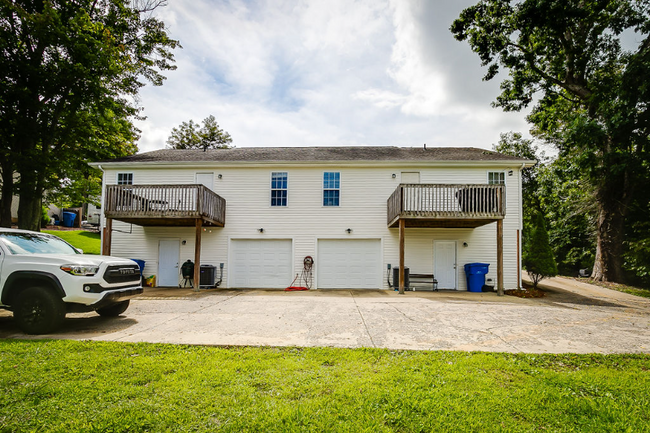 1111 Skyline Dr in Jonesborough, TN - Foto de edificio - Building Photo