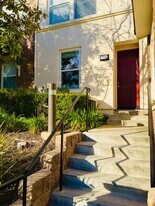 1198 Elfin Forest Rd W in San Marcos, CA - Building Photo
