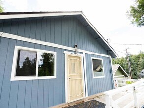 26425 Lake Forest Dr in Lake Arrowhead, CA - Building Photo - Building Photo