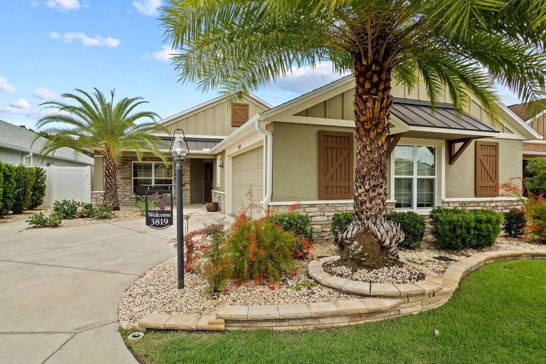 3819 Fenster Ln in the Villages, FL - Building Photo