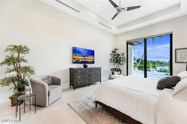 4646 Crayton Rd in Naples, FL - Building Photo - Building Photo