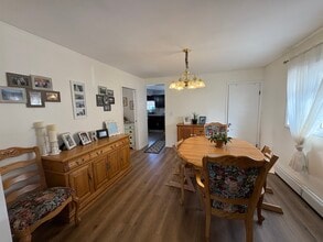76 Boiling Springs Ave in East Rutherford, NJ - Building Photo - Building Photo