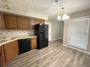 1604 Clear Brook Dr in Knoxville, TN - Building Photo - Building Photo