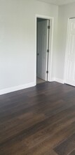 15524 Crystal Lake Dr in North Fort Myers, FL - Building Photo - Building Photo