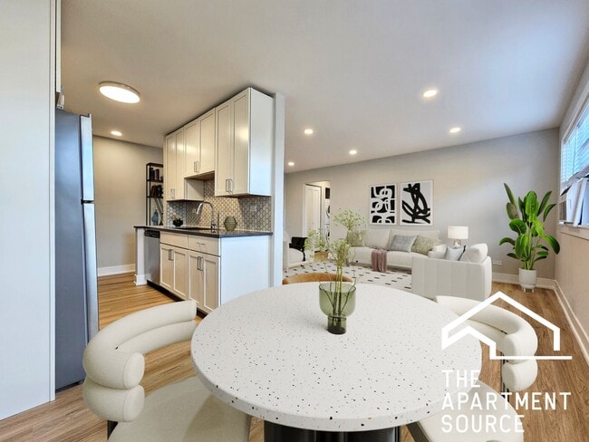 516 W Aldine Ave, Unit 304 in Chicago, IL - Foto de edificio - Building Photo