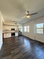 342 NE 26th Ter, Unit S3 in Miami, FL - Building Photo