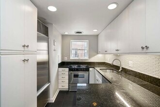 16 Follen St, Unit 3 in Boston, MA - Building Photo - Building Photo