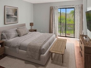 8951 W Sunrise Blvd in Plantation, FL - Building Photo - Building Photo