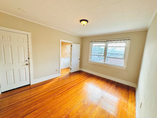 45 Slater St-Unit -unit 2N in Fall River, MA - Foto de edificio - Building Photo