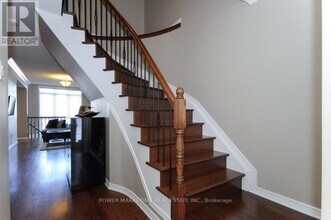 277 Freedom Private in Ottawa, ON - Building Photo - Building Photo