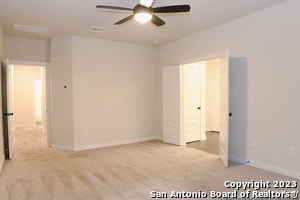 5843 Whitby Rd in San Antonio, TX - Foto de edificio - Building Photo