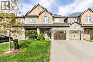 93 Sexton Cres in Hamilton, ON - Building Photo