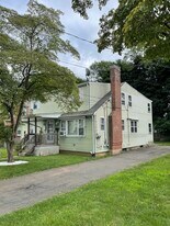 214 Columbia St, Unit 2nd Floor in New Britain, CT - Building Photo