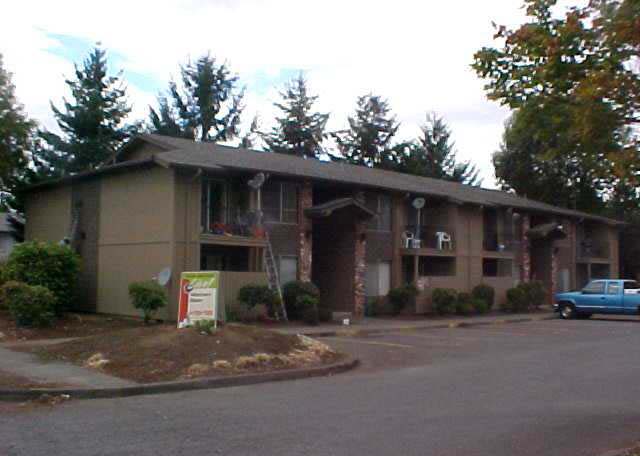 Westown Manor in Stayton, OR - Building Photo