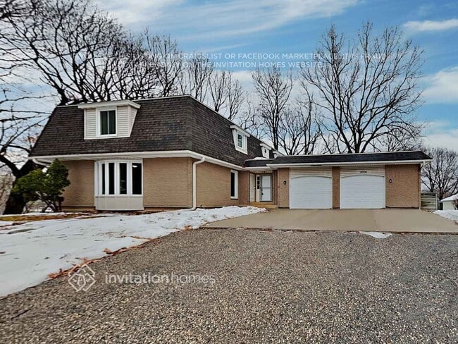 property at 15004 Park Ave S