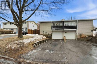 43 Southview Crescent in Ottawa, ON - Building Photo