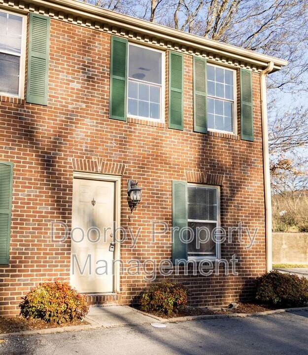 2827 Dayton Blvd in Chattanooga, TN - Building Photo