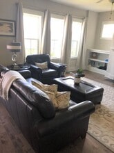 292 Tyner Loop Cir in Chapel Hill, NC - Building Photo - Building Photo