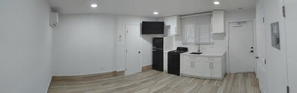 1858 Dewey St in Hollywood, FL - Foto de edificio - Building Photo